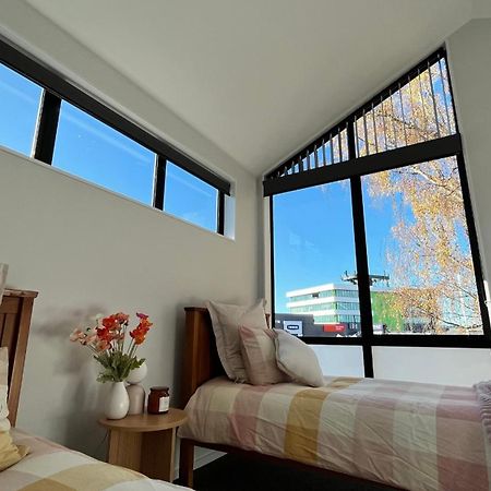 Luxury 2 Bedroom By St James Park Christchurch Exteriör bild