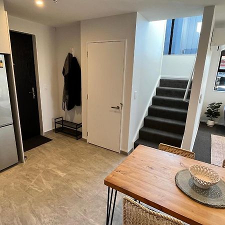 Luxury 2 Bedroom By St James Park Christchurch Exteriör bild