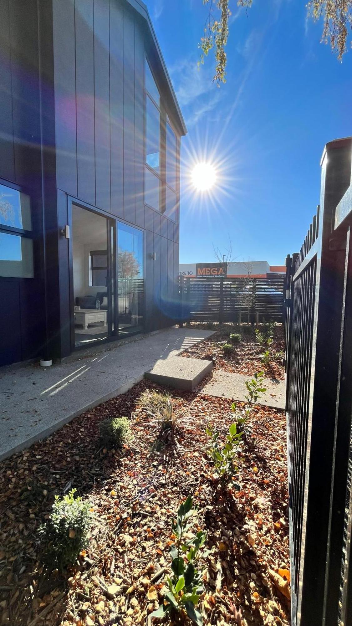 Luxury 2 Bedroom By St James Park Christchurch Exteriör bild