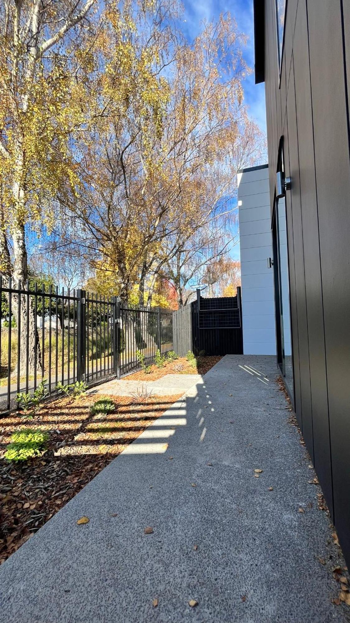 Luxury 2 Bedroom By St James Park Christchurch Exteriör bild